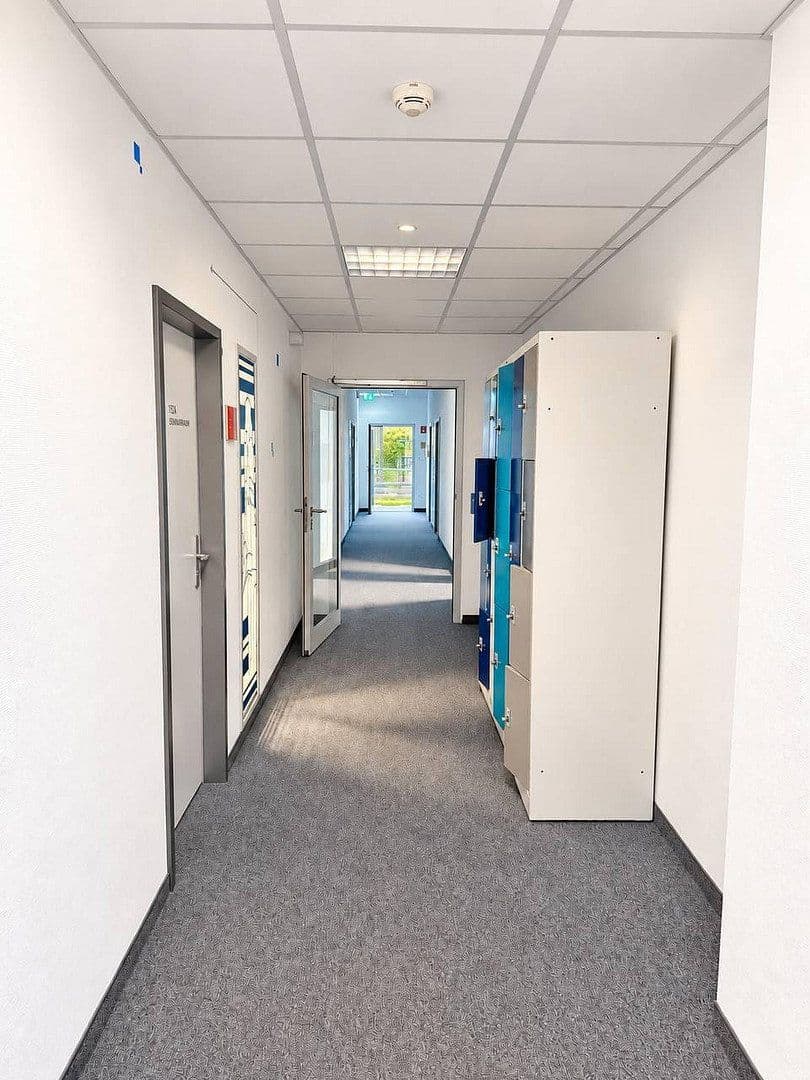 Pronájem kanceláře 550 m², Siegfriedstraße 163, Berlin, Berlín Pronájem kanceláře 550 m², Siegfriedstraße 163, Berlin, Berlín