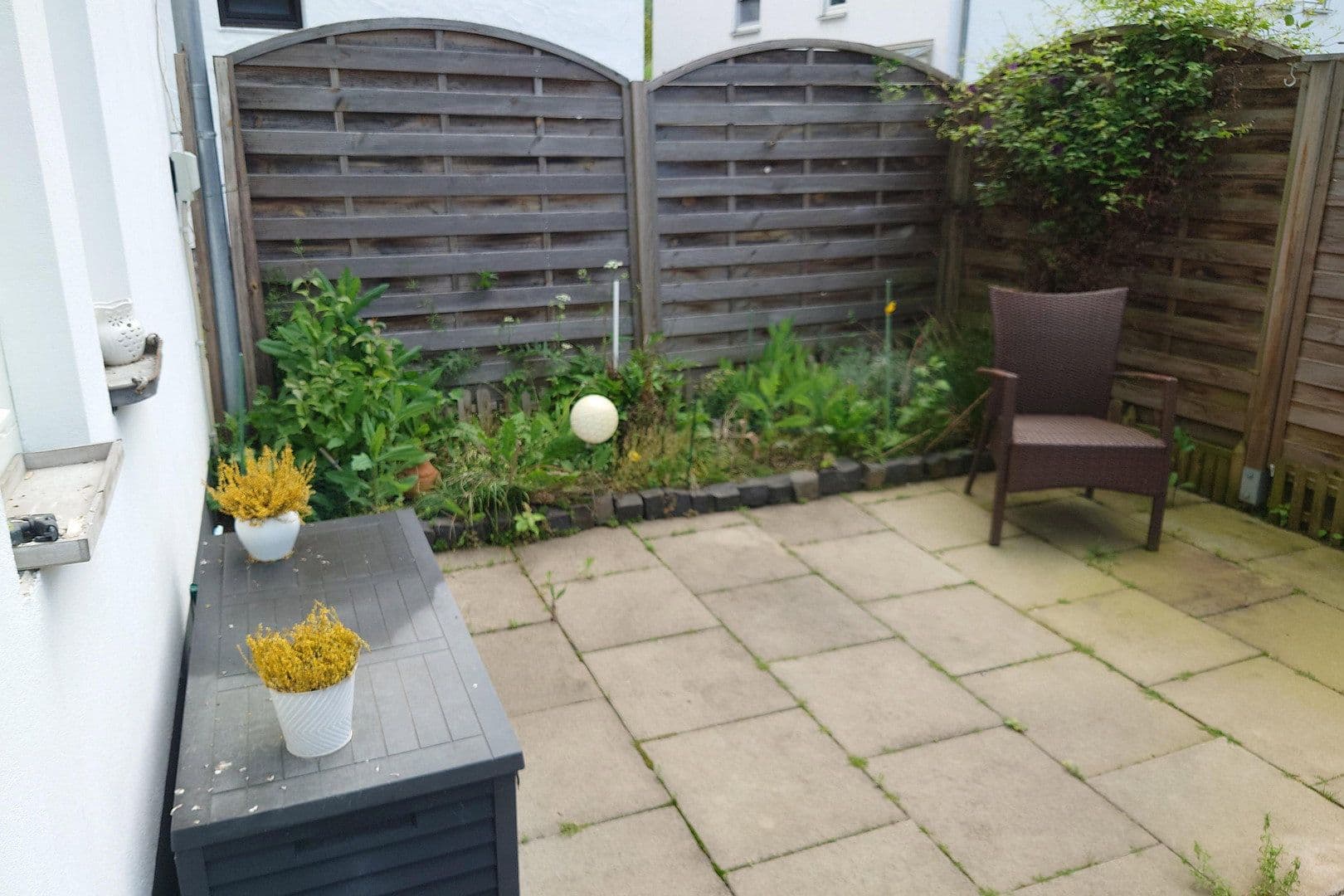 Prodej domu 133 m², pozemek 565 m², Bergstraße 8, Runkel, Hessen Prodej domu 133 m², pozemek 565 m², Bergstraße 8, Runkel, Hessen