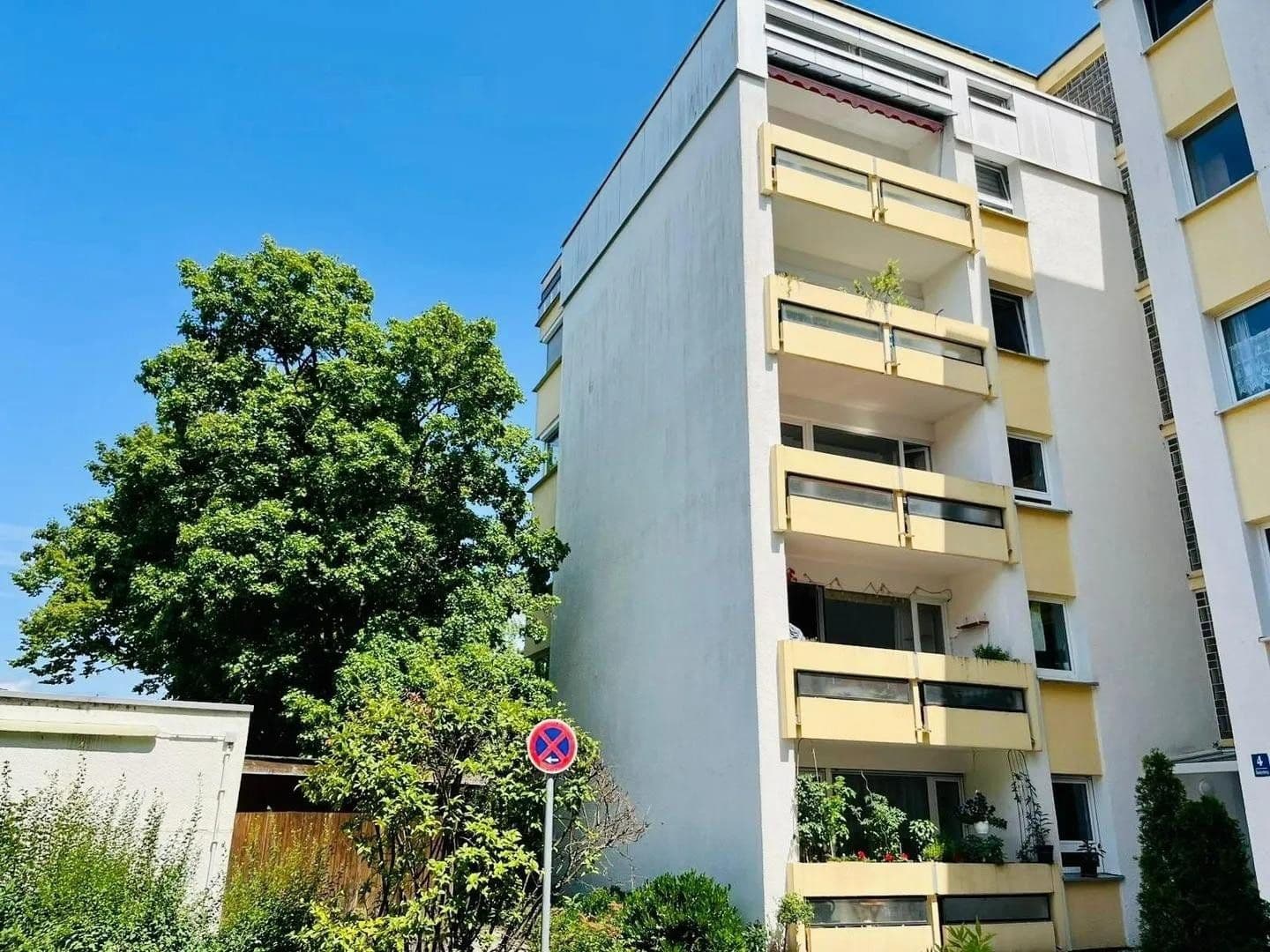 Pronájem bytu 3+1 10 m², Hackerberg 4, Krailling, Bavorsko Pronájem bytu 3+1 10 m², Hackerberg 4, Krailling, Bavorsko