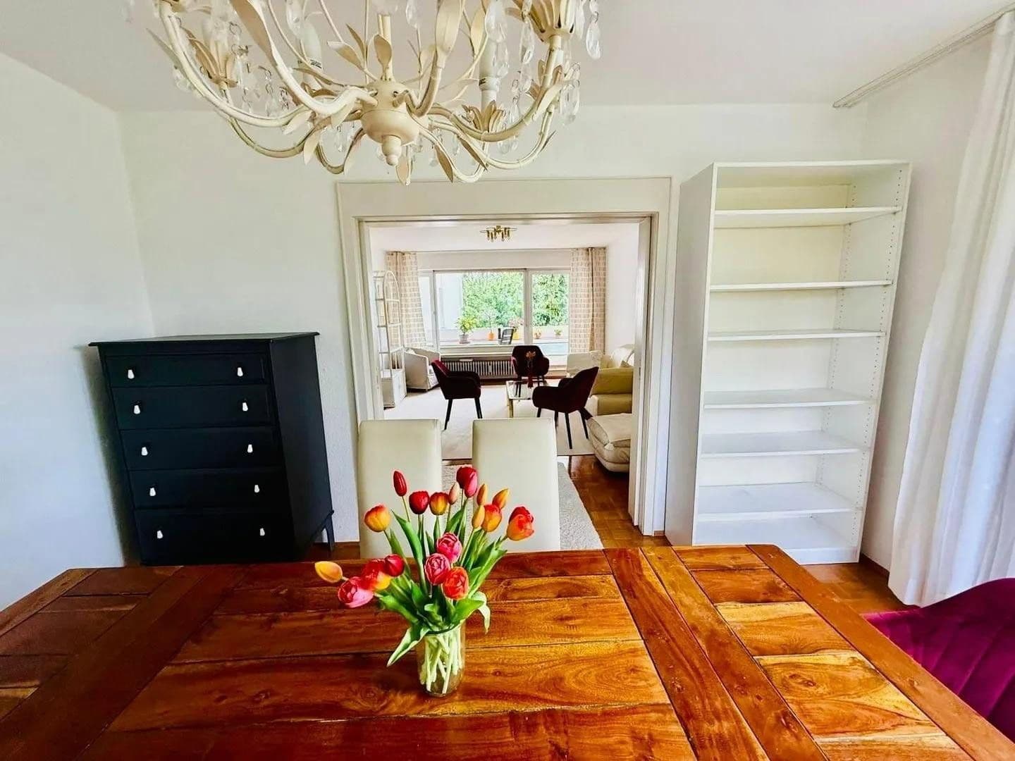 Pronájem bytu 3+1 10 m², Hackerberg 4, Krailling, Bavorsko Pronájem bytu 3+1 10 m², Hackerberg 4, Krailling, Bavorsko