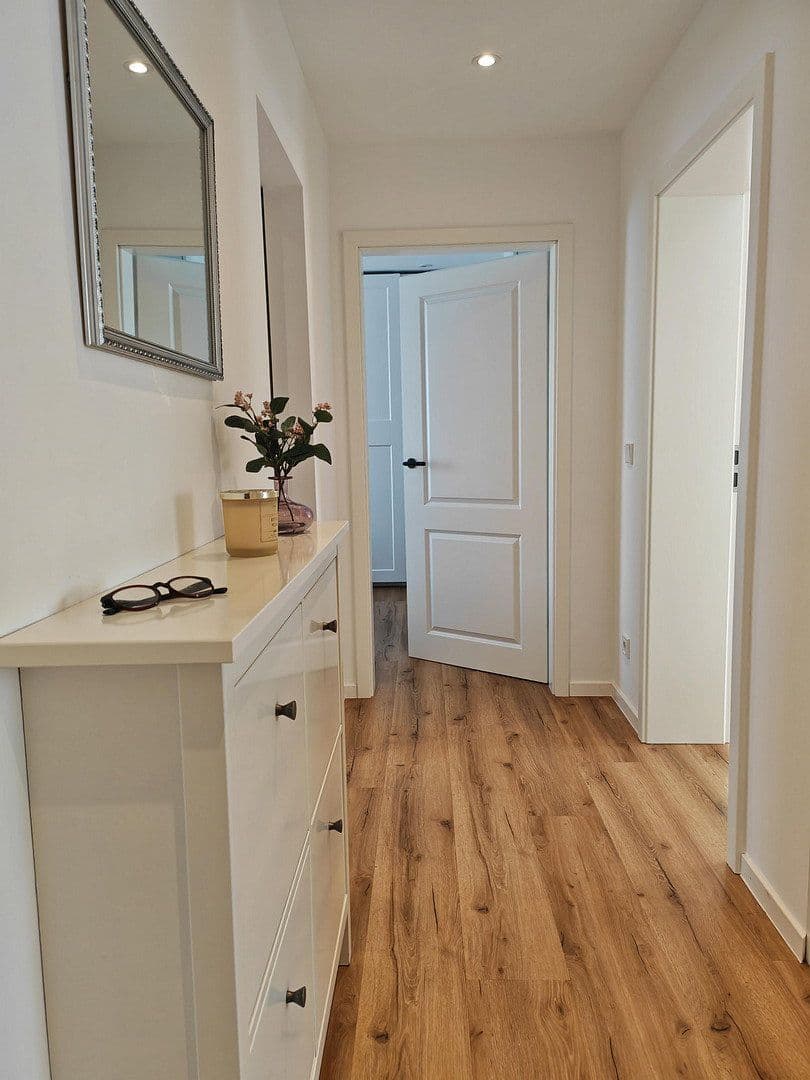 Pronájem bytu 3+1 74 m², Billtalstr. 1, Sulzbach (Taunus), Hessen Pronájem bytu 3+1 74 m², Billtalstr. 1, Sulzbach (Taunus), Hessen