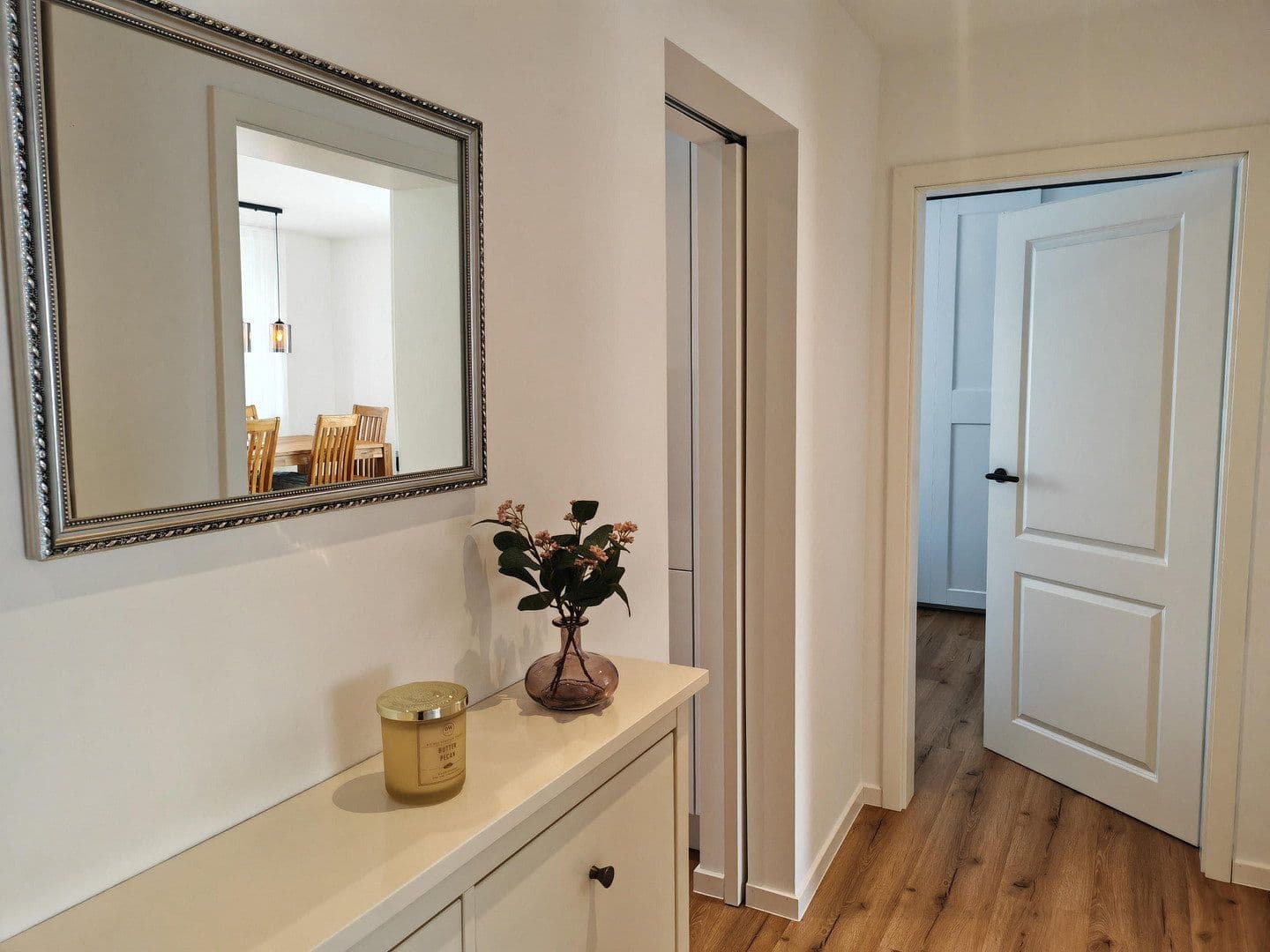 Pronájem bytu 3+1 74 m², Billtalstr. 1, Sulzbach (Taunus), Hessen Pronájem bytu 3+1 74 m², Billtalstr. 1, Sulzbach (Taunus), Hessen