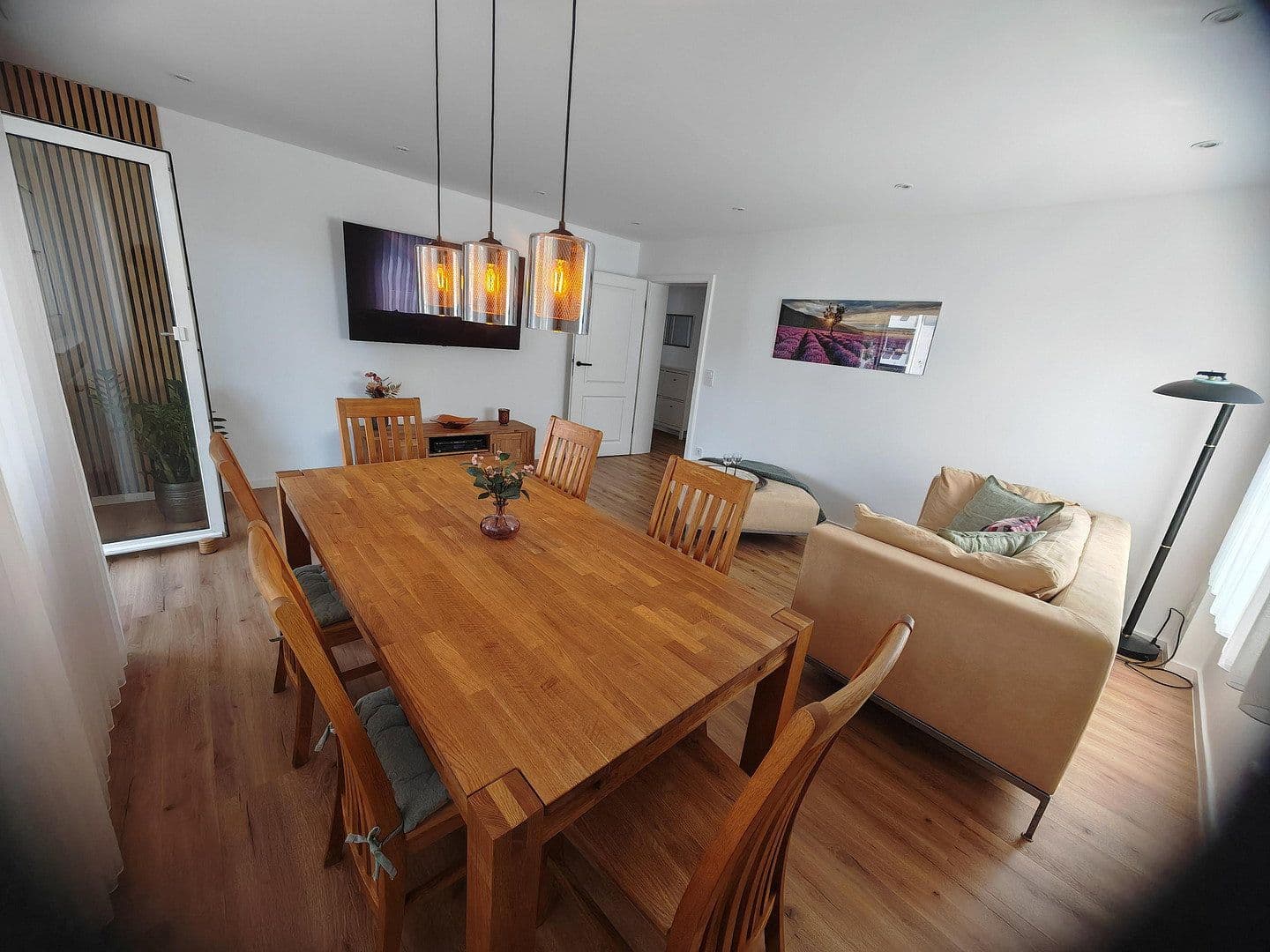 Pronájem bytu 3+1 74 m², Billtalstr. 1, Sulzbach (Taunus), Hessen Pronájem bytu 3+1 74 m², Billtalstr. 1, Sulzbach (Taunus), Hessen