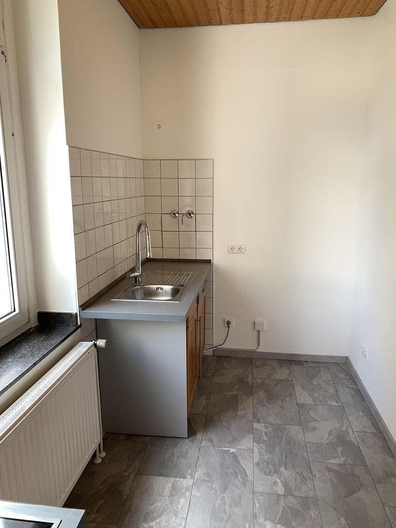 Pronájem bytu 2+1 52 m², Solingen, Severní Porýní-Vestfálsko Pronájem bytu 2+1 52 m², Solingen, Severní Porýní-Vestfálsko