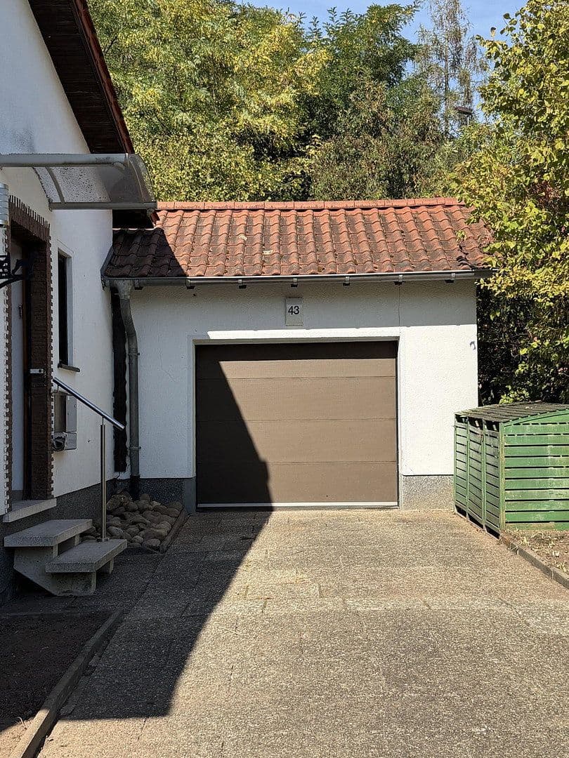 Pronájem domu 115 m², pozemek 500 m², Heusweiler, Země Sársko Pronájem domu 115 m², pozemek 500 m², Heusweiler, Země Sársko