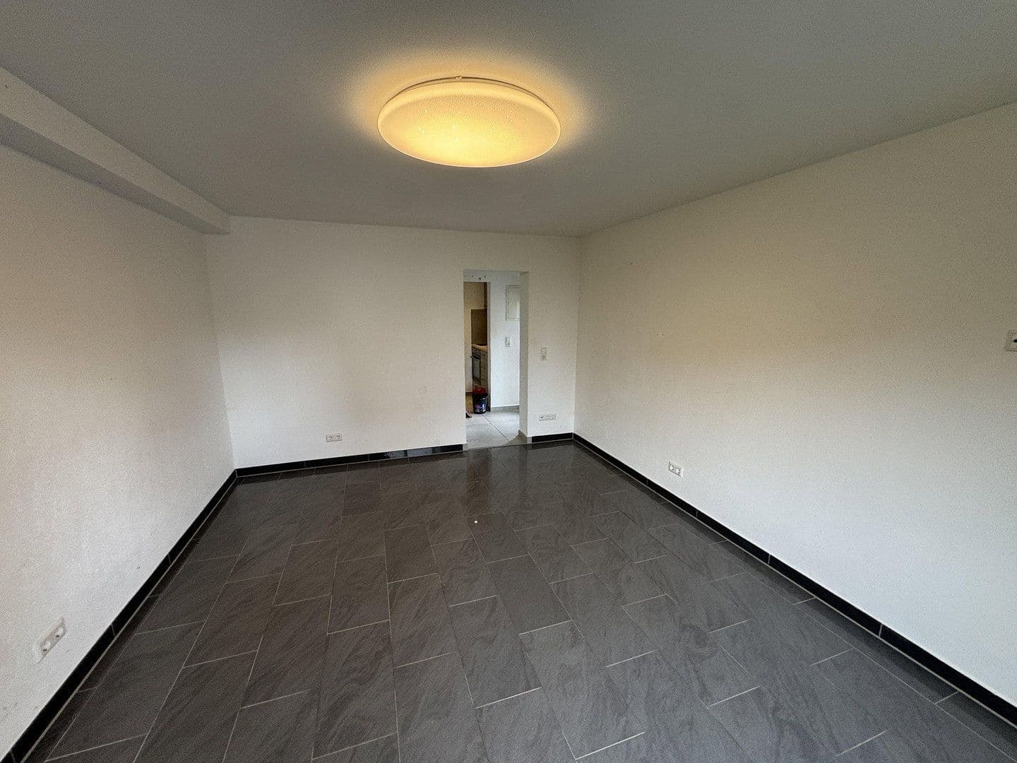 Prodej bytu 1+1 31 m², Wiesenweg 60, Möglingen, Bádensko-Württembersko Prodej bytu 1+1 31 m², Wiesenweg 60, Möglingen, Bádensko-Württembersko