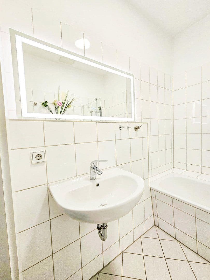Prodej bytu 3+kk 95 m², Friedrich-Ebert-Straße 40, Mannheim, Bádensko-Württembersko Prodej bytu 3+kk 95 m², Friedrich-Ebert-Straße 40, Mannheim, Bádensko-Württembersko