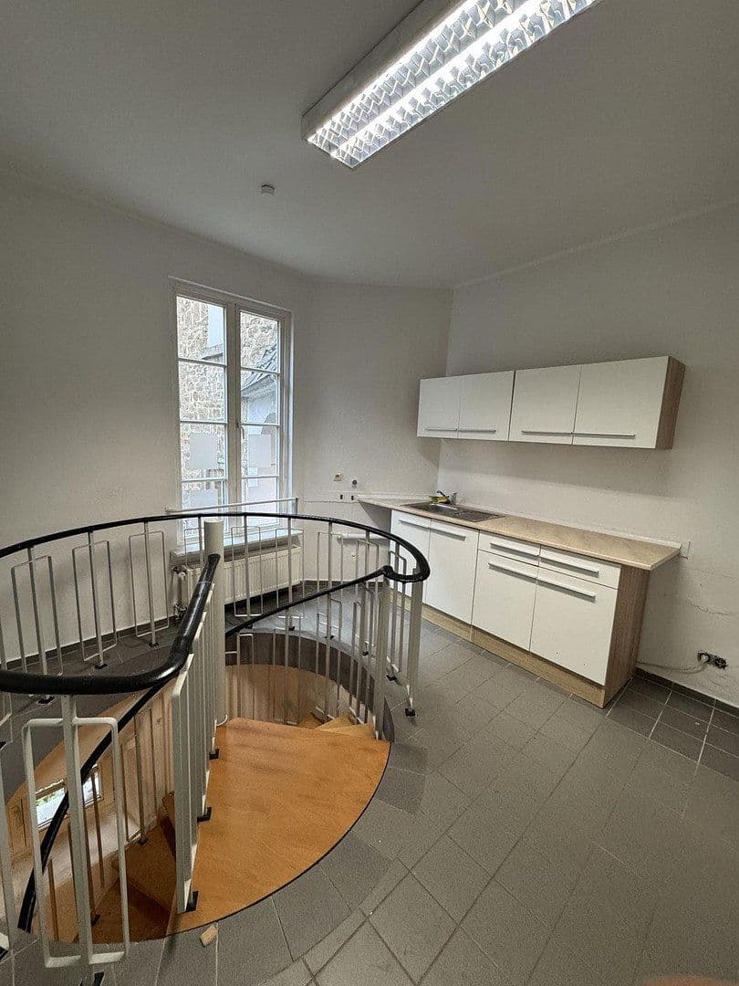 Prodej domu 368 m², pozemek 487 m², Hauptstr. 12 und 12a, Velbert, Severní Porýní-Vestfálsko Prodej domu 368 m², pozemek 487 m², Hauptstr. 12 und 12a, Velbert, Severní Porýní-Vestfálsko