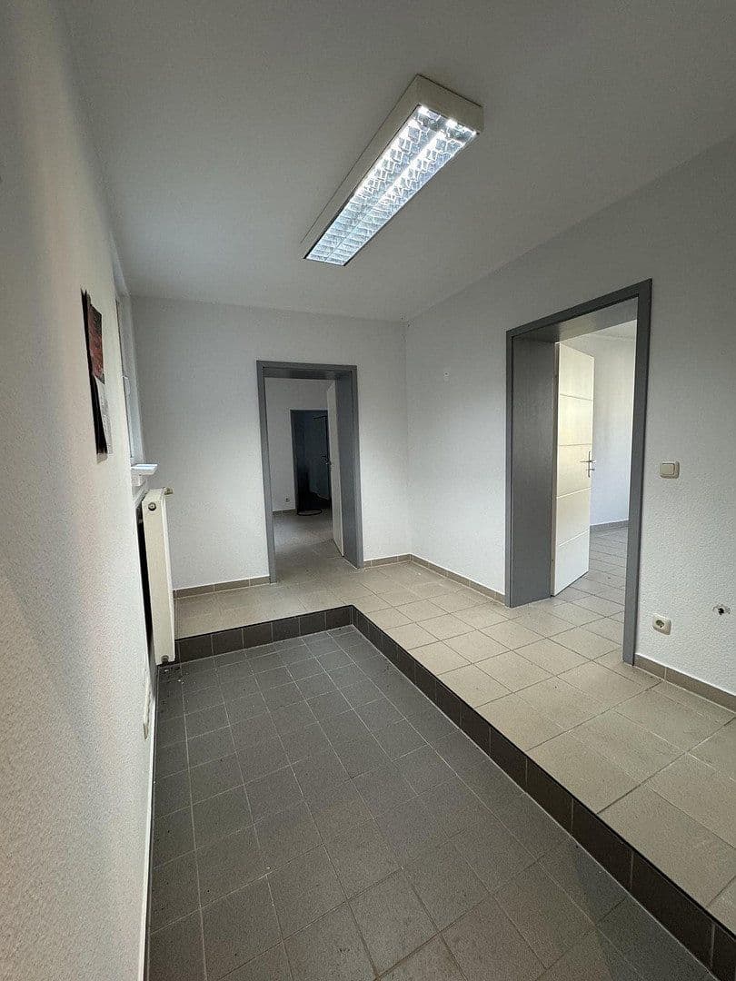 Prodej domu 368 m², pozemek 487 m², Hauptstr. 12 und 12a, Velbert, Severní Porýní-Vestfálsko Prodej domu 368 m², pozemek 487 m², Hauptstr. 12 und 12a, Velbert, Severní Porýní-Vestfálsko
