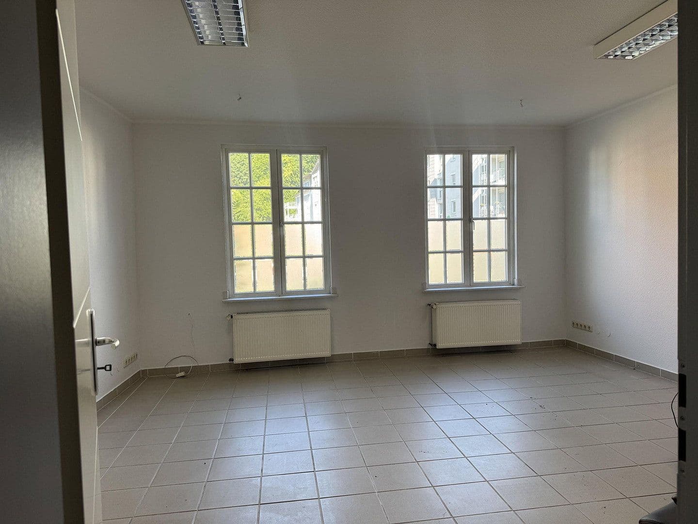 Prodej domu 368 m², pozemek 487 m², Hauptstr. 12 und 12a, Velbert, Severní Porýní-Vestfálsko Prodej domu 368 m², pozemek 487 m², Hauptstr. 12 und 12a, Velbert, Severní Porýní-Vestfálsko