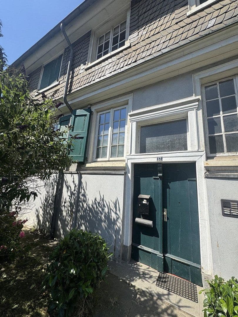 Prodej domu 368 m², pozemek 487 m², Hauptstr. 12 und 12a, Velbert, Severní Porýní-Vestfálsko Prodej domu 368 m², pozemek 487 m², Hauptstr. 12 und 12a, Velbert, Severní Porýní-Vestfálsko