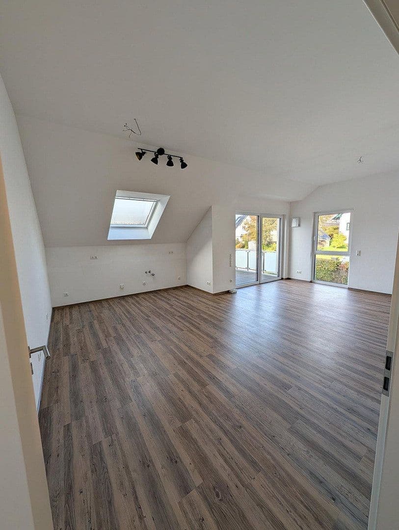 Pronájem bytu 3+1 91 m², Hohestraße 22, Monschau, Severní Porýní-Vestfálsko Pronájem bytu 3+1 91 m², Hohestraße 22, Monschau, Severní Porýní-Vestfálsko