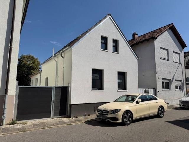 Prodej domu 110 m², pozemek 230 m², Ludwigshafen Friesenheim, Porýní-Falc Prodej domu 110 m², pozemek 230 m², Ludwigshafen Friesenheim, Porýní-Falc
