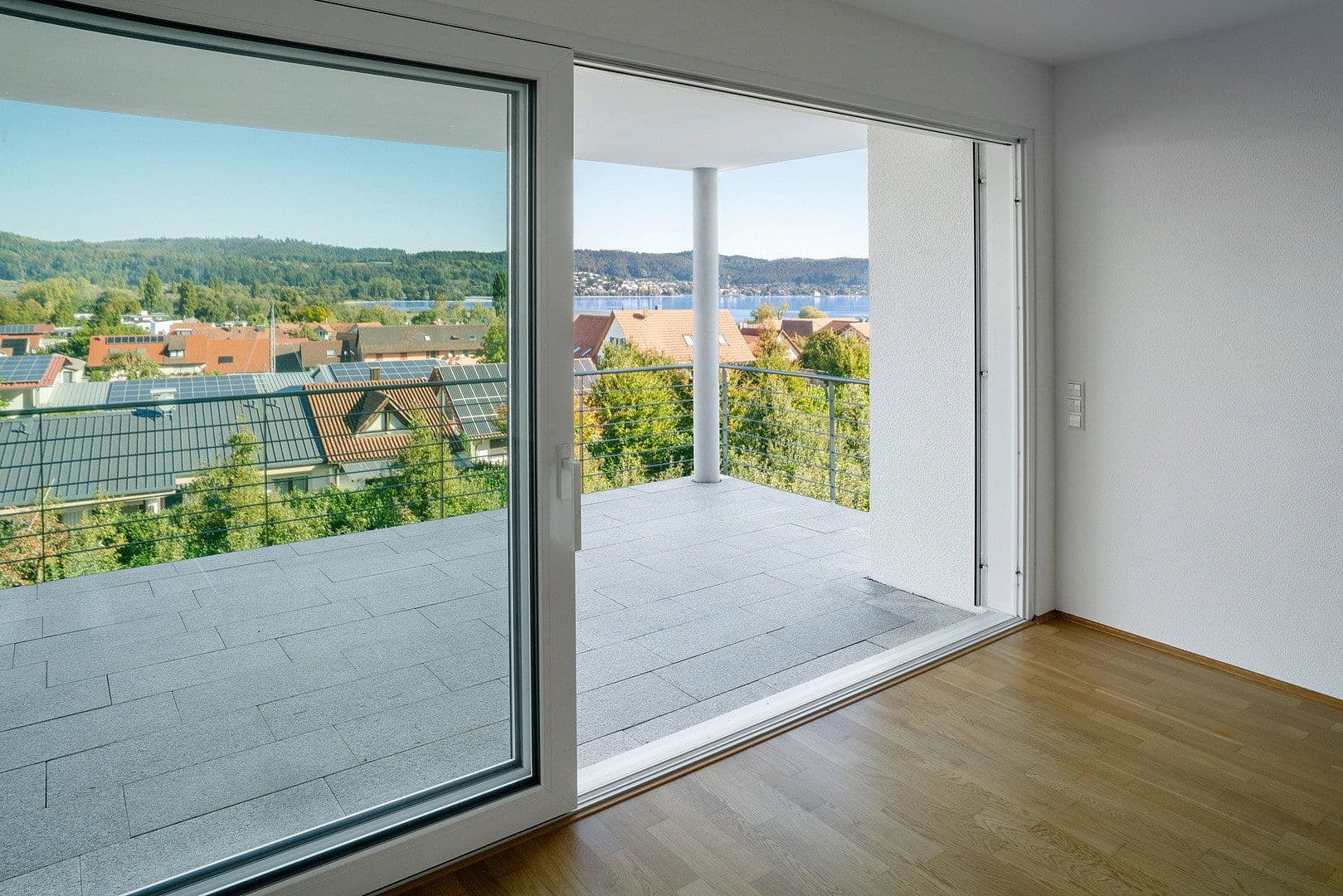 Prodej bytu 4+1 147 m², Untere Kapellenäcker 4, Bodman-Ludwigshafen, Bádensko-Württembersko Prodej bytu 4+1 147 m², Untere Kapellenäcker 4, Bodman-Ludwigshafen, Bádensko-Württembersko