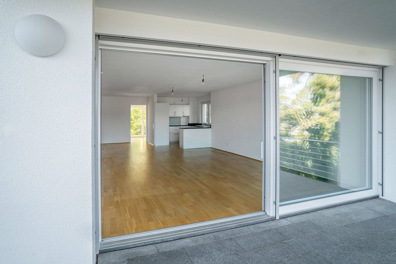 Prodej bytu 4+1 147 m², Untere Kapellenäcker 4, Bodman-Ludwigshafen, Bádensko-Württembersko Prodej bytu 4+1 147 m², Untere Kapellenäcker 4, Bodman-Ludwigshafen, Bádensko-Württembersko