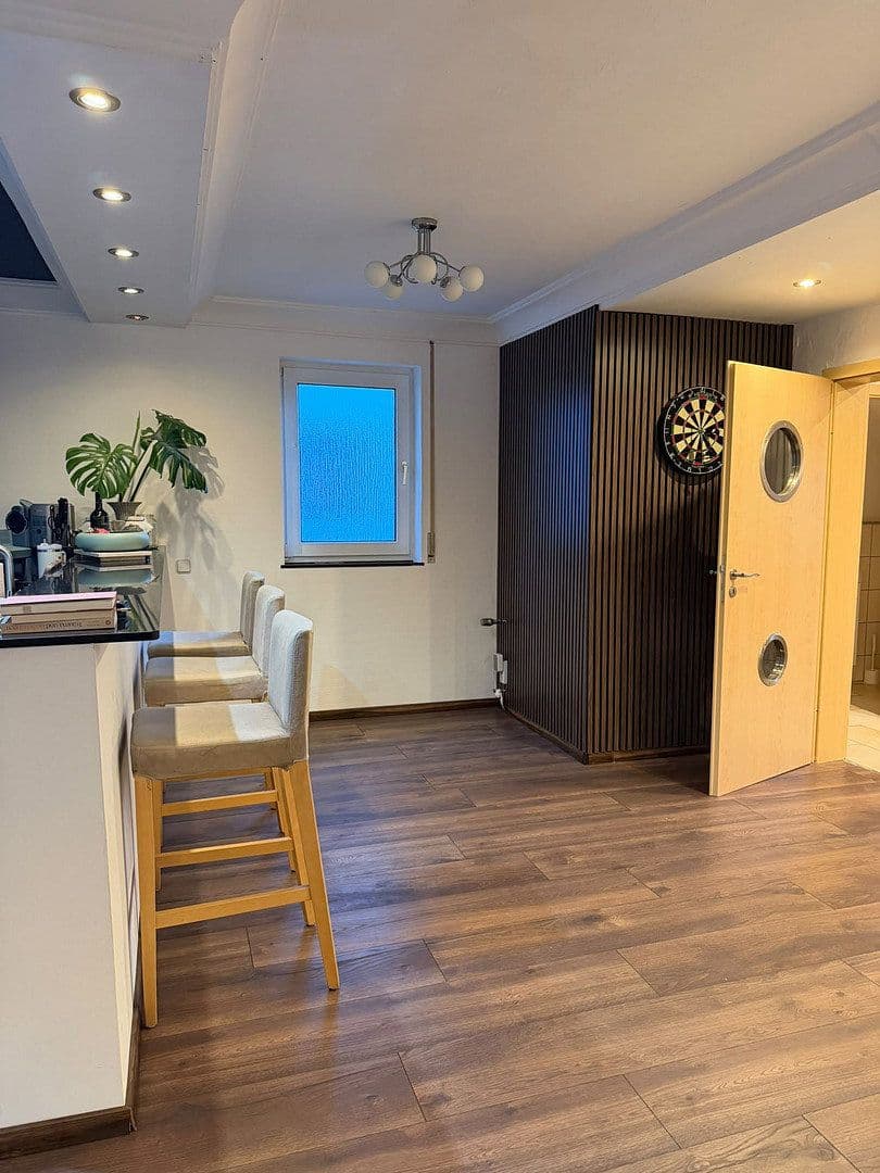 Pronájem bytu 3+1 110 m², Kürten, Severní Porýní-Vestfálsko Pronájem bytu 3+1 110 m², Kürten, Severní Porýní-Vestfálsko