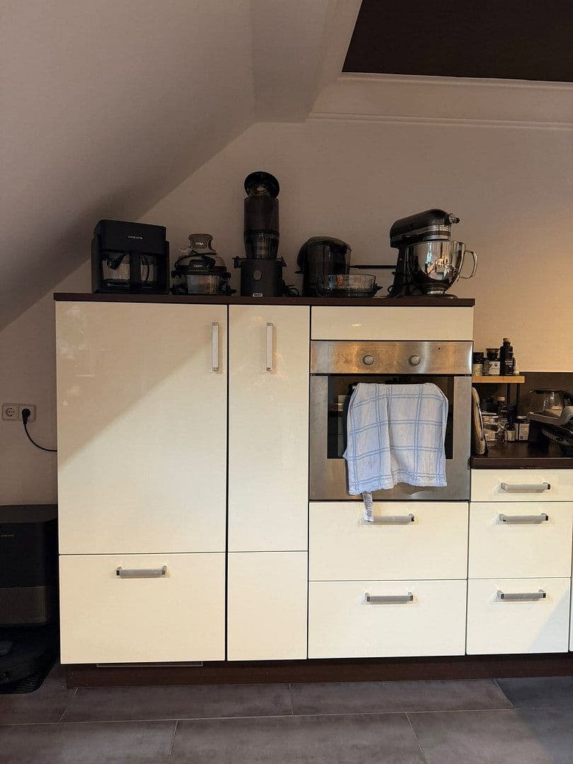Pronájem bytu 3+1 110 m², Kürten, Severní Porýní-Vestfálsko Pronájem bytu 3+1 110 m², Kürten, Severní Porýní-Vestfálsko