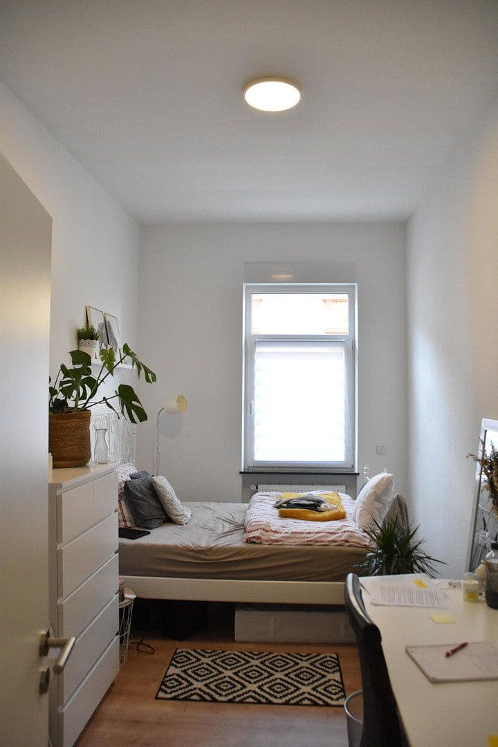 Pronájem bytu 3+1 65 m², Schützenstraße 42, Ludwigshafen am Rhein, Porýní-Falc Pronájem bytu 3+1 65 m², Schützenstraße 42, Ludwigshafen am Rhein, Porýní-Falc