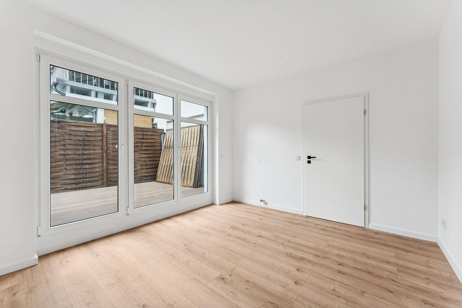 Prodej bytu 3+1 105 m², Pastors Kamp 14, Bad Driburg, Severní Porýní-Vestfálsko Prodej bytu 3+1 105 m², Pastors Kamp 14, Bad Driburg, Severní Porýní-Vestfálsko