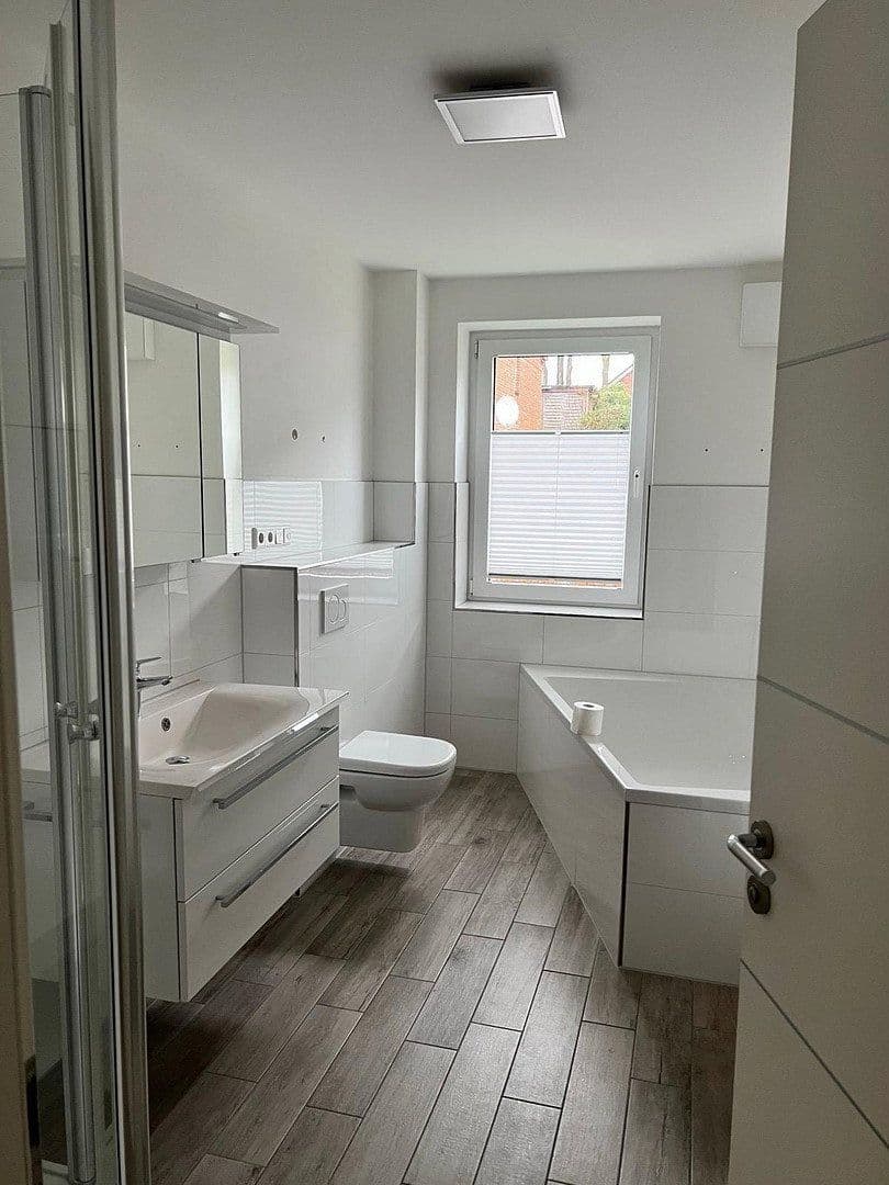 Pronájem bytu 3+1 92 m², Steinkampberg 10, Laboe, Šlesvicko-Holštýnsko Pronájem bytu 3+1 92 m², Steinkampberg 10, Laboe, Šlesvicko-Holštýnsko