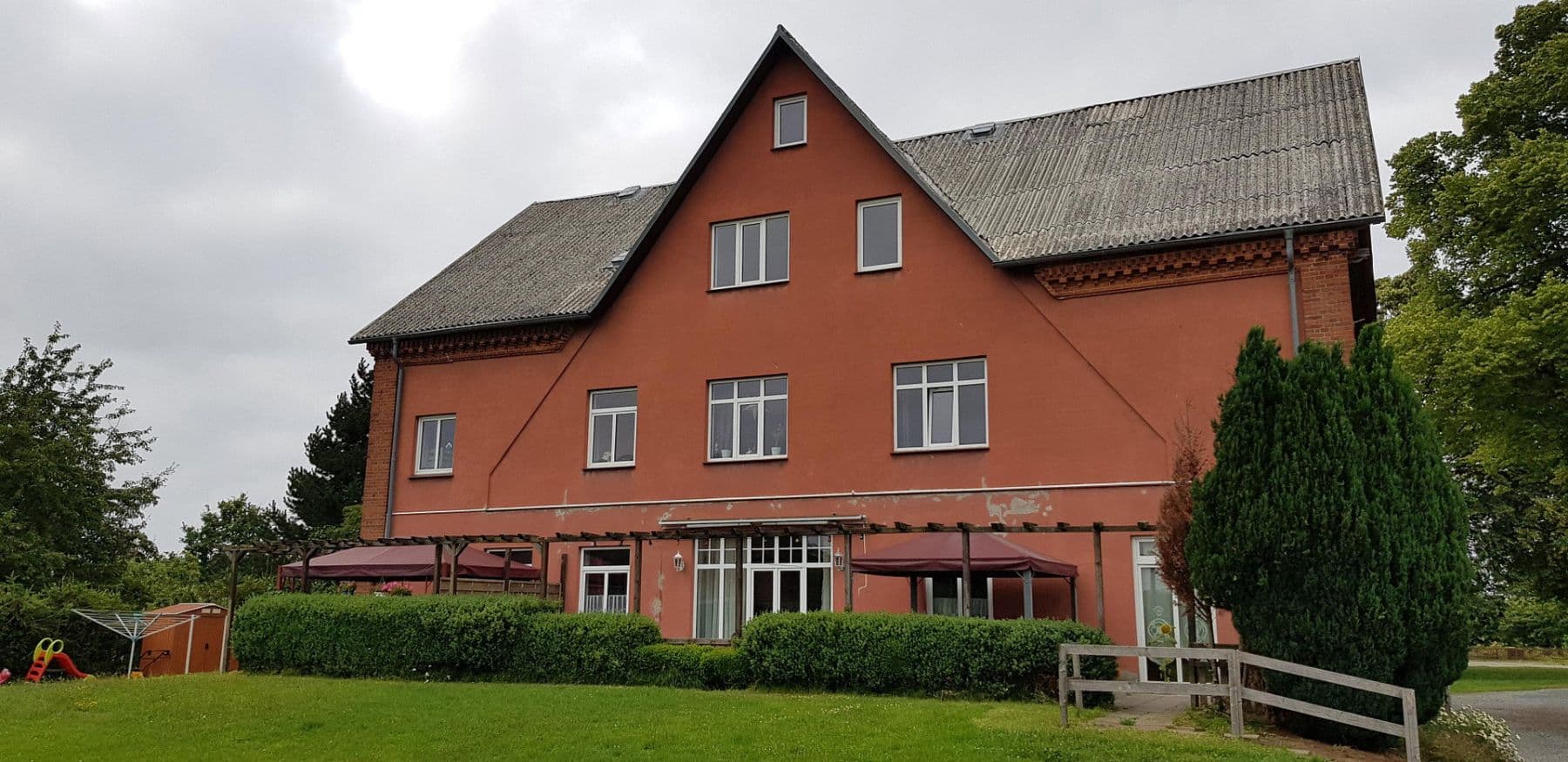 Pronájem bytu 3+1 73 m², Dorfstr. 12, Rieps, Mecklenburg-Vorpommern Pronájem bytu 3+1 73 m², Dorfstr. 12, Rieps, Mecklenburg-Vorpommern