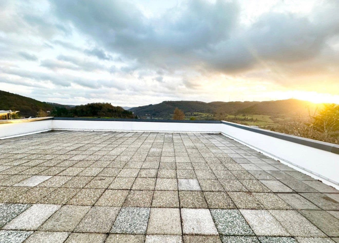 Pronájem bytu 2+1 70 m², Biedenkopf, Hessen Pronájem bytu 2+1 70 m², Biedenkopf, Hessen