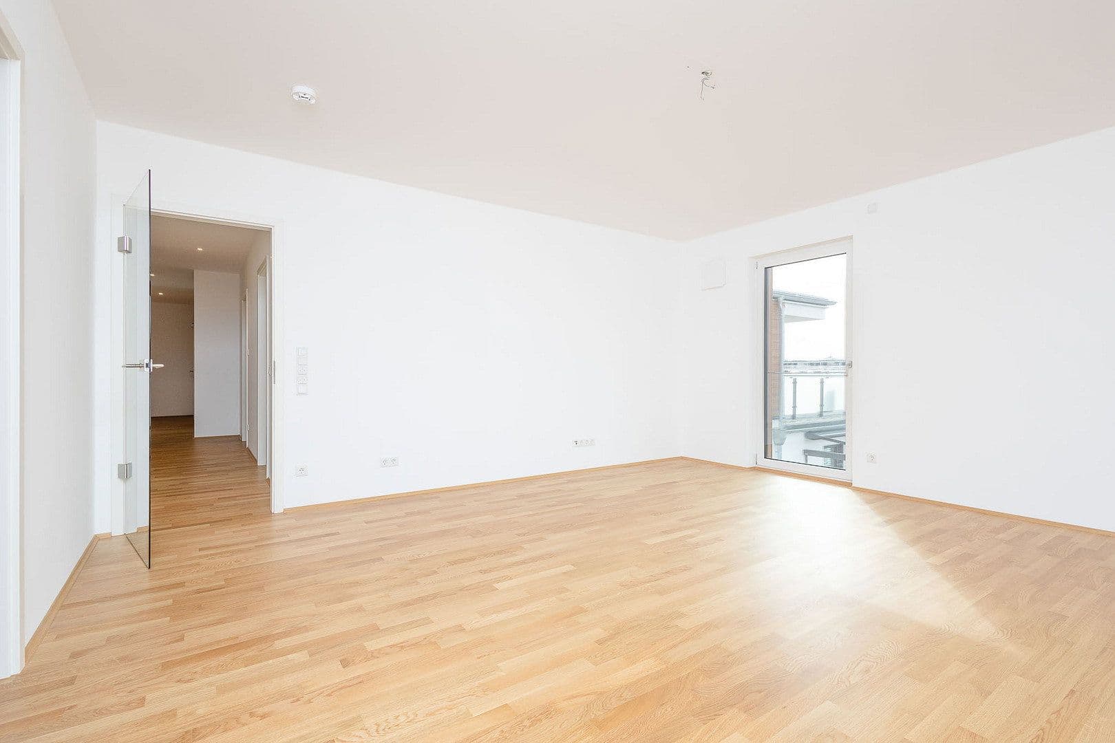 Pronájem bytu 3+1 121 m², Von-Brettreich-Straße 3, Regensburg, Bavorsko Pronájem bytu 3+1 121 m², Von-Brettreich-Straße 3, Regensburg, Bavorsko
