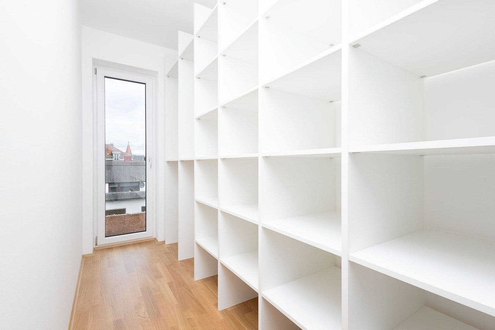 Pronájem bytu 3+1 121 m², Von-Brettreich-Straße 3, Regensburg, Bavorsko Pronájem bytu 3+1 121 m², Von-Brettreich-Straße 3, Regensburg, Bavorsko