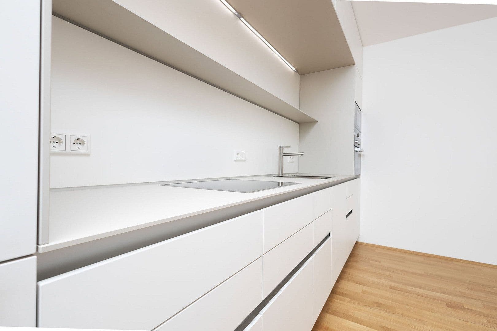 Pronájem bytu 3+1 121 m², Von-Brettreich-Straße 3, Regensburg, Bavorsko Pronájem bytu 3+1 121 m², Von-Brettreich-Straße 3, Regensburg, Bavorsko