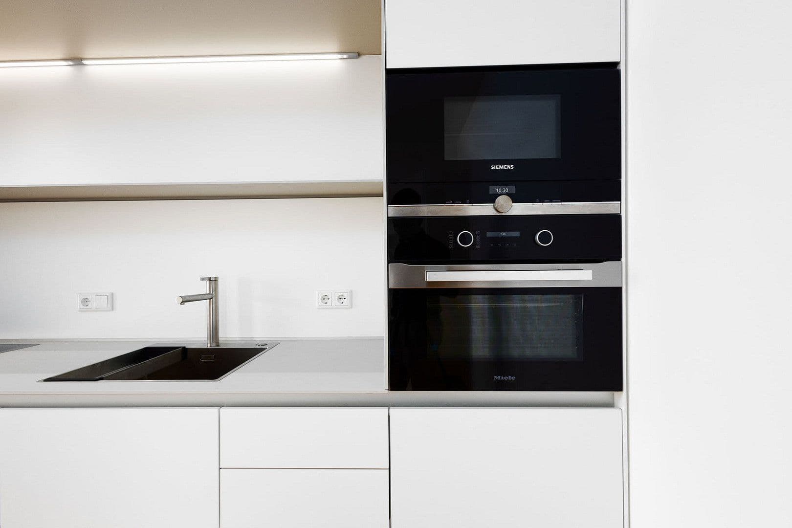 Pronájem bytu 3+1 121 m², Von-Brettreich-Straße 3, Regensburg, Bavorsko Pronájem bytu 3+1 121 m², Von-Brettreich-Straße 3, Regensburg, Bavorsko