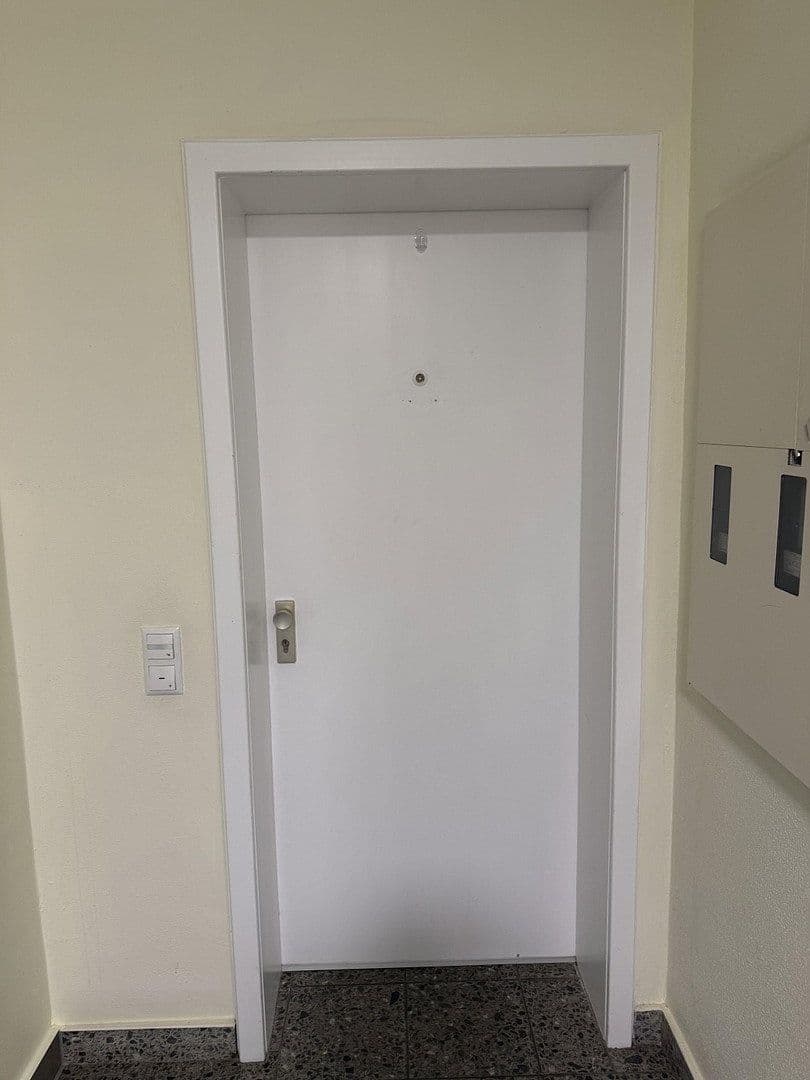 Pronájem bytu 3+1 96 m², Virchowstrasse 17, Siegen, Severní Porýní-Vestfálsko Pronájem bytu 3+1 96 m², Virchowstrasse 17, Siegen, Severní Porýní-Vestfálsko