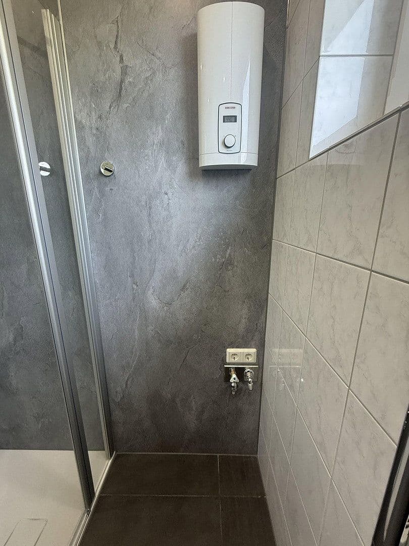 Pronájem bytu 3+1 96 m², Virchowstrasse 17, Siegen, Severní Porýní-Vestfálsko Pronájem bytu 3+1 96 m², Virchowstrasse 17, Siegen, Severní Porýní-Vestfálsko