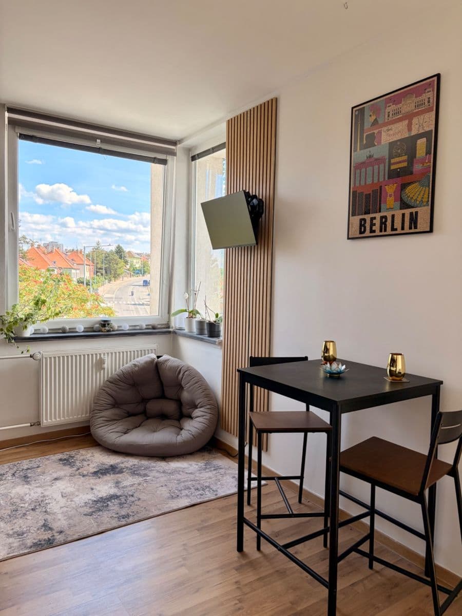 Pronájem bytu 1+kk 28 m², Hornoměcholupská, Praha, Praha Pronájem bytu 1+kk 28 m², Hornoměcholupská, Praha, Praha
