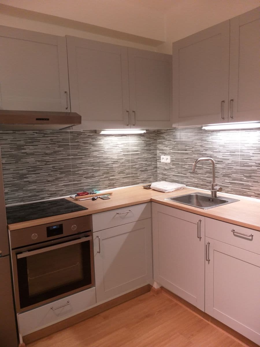 Pronájem bytu 2+kk 42 m², Osadní, Praha, Praha Pronájem bytu 2+kk 42 m², Osadní, Praha, Praha