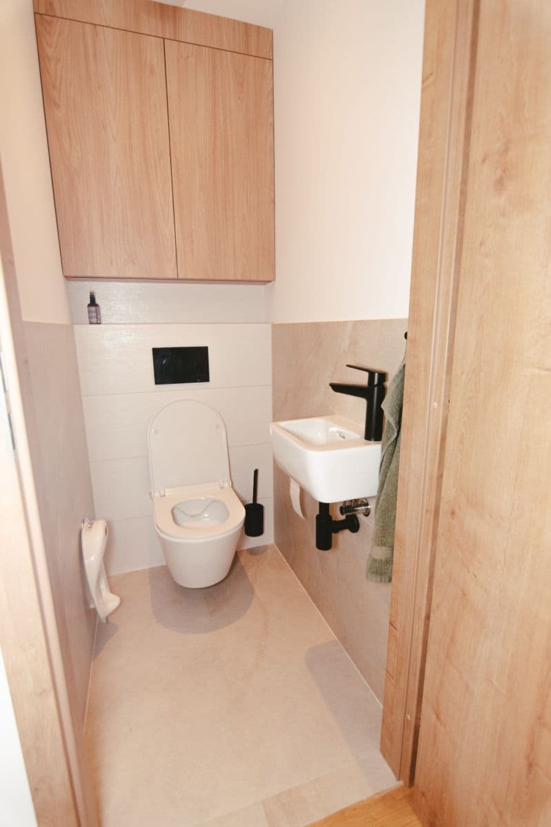Prodej bytu 3+kk 96 m², Vodnická, Praha, Praha Prodej bytu 3+kk 96 m², Vodnická, Praha, Praha