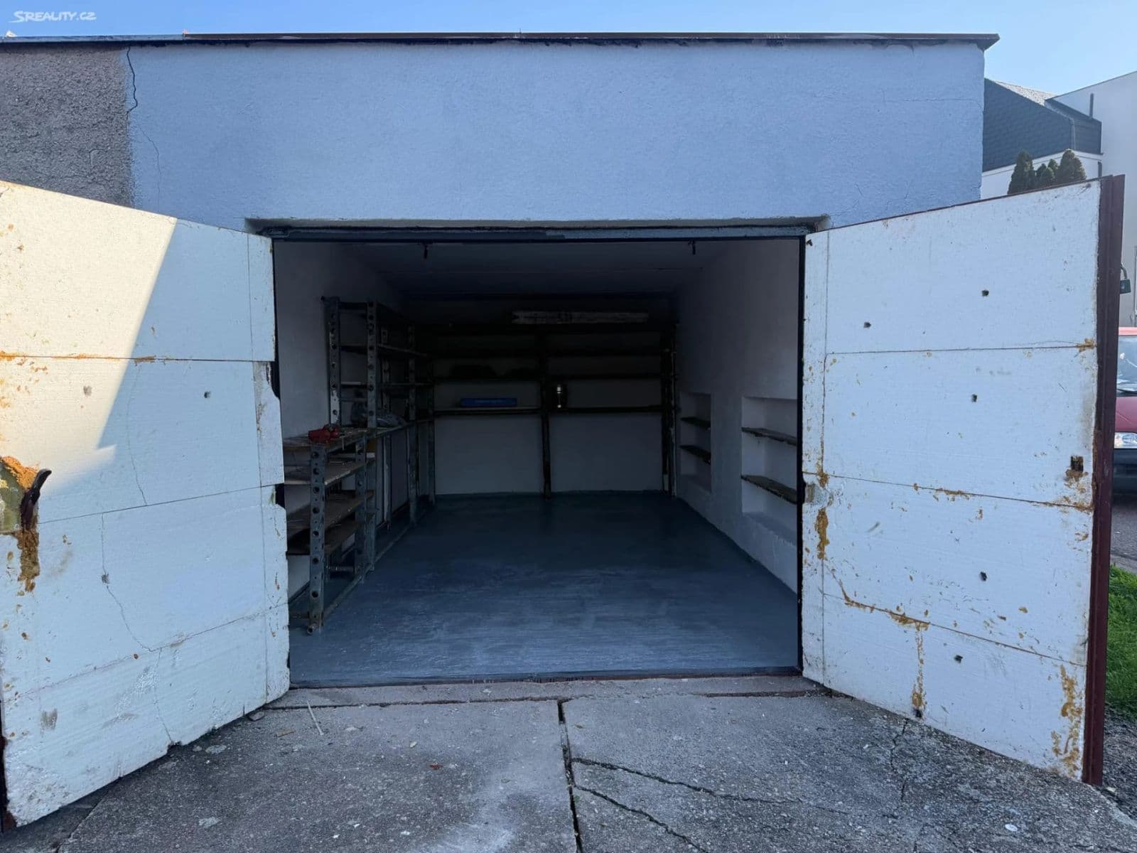 Pronájem garáže 20 m², Smiřice, Královéhradecký kraj Pronájem garáže 20 m², Smiřice, Královéhradecký kraj