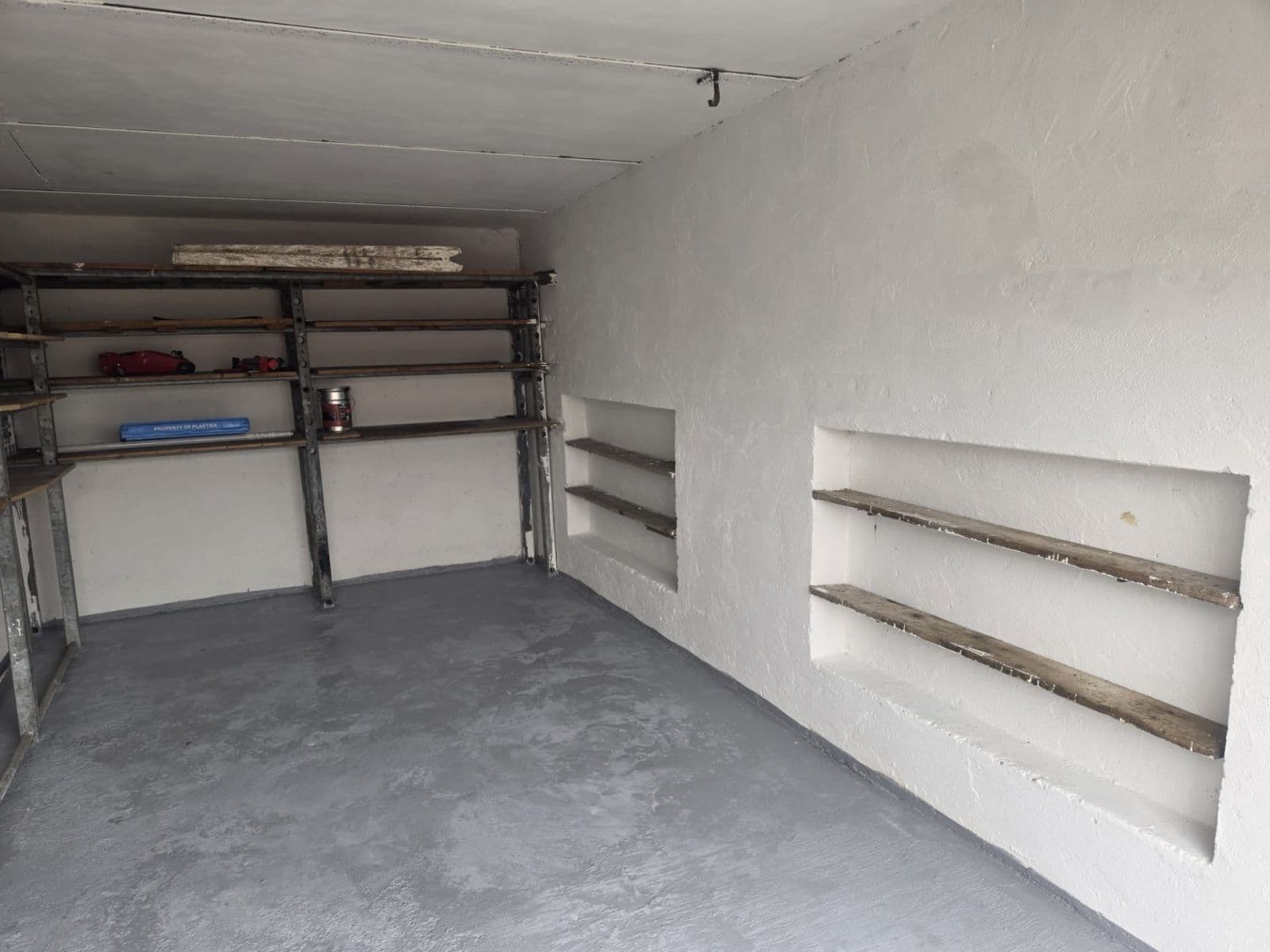 Pronájem garáže 20 m², Smiřice, Královéhradecký kraj Pronájem garáže 20 m², Smiřice, Královéhradecký kraj