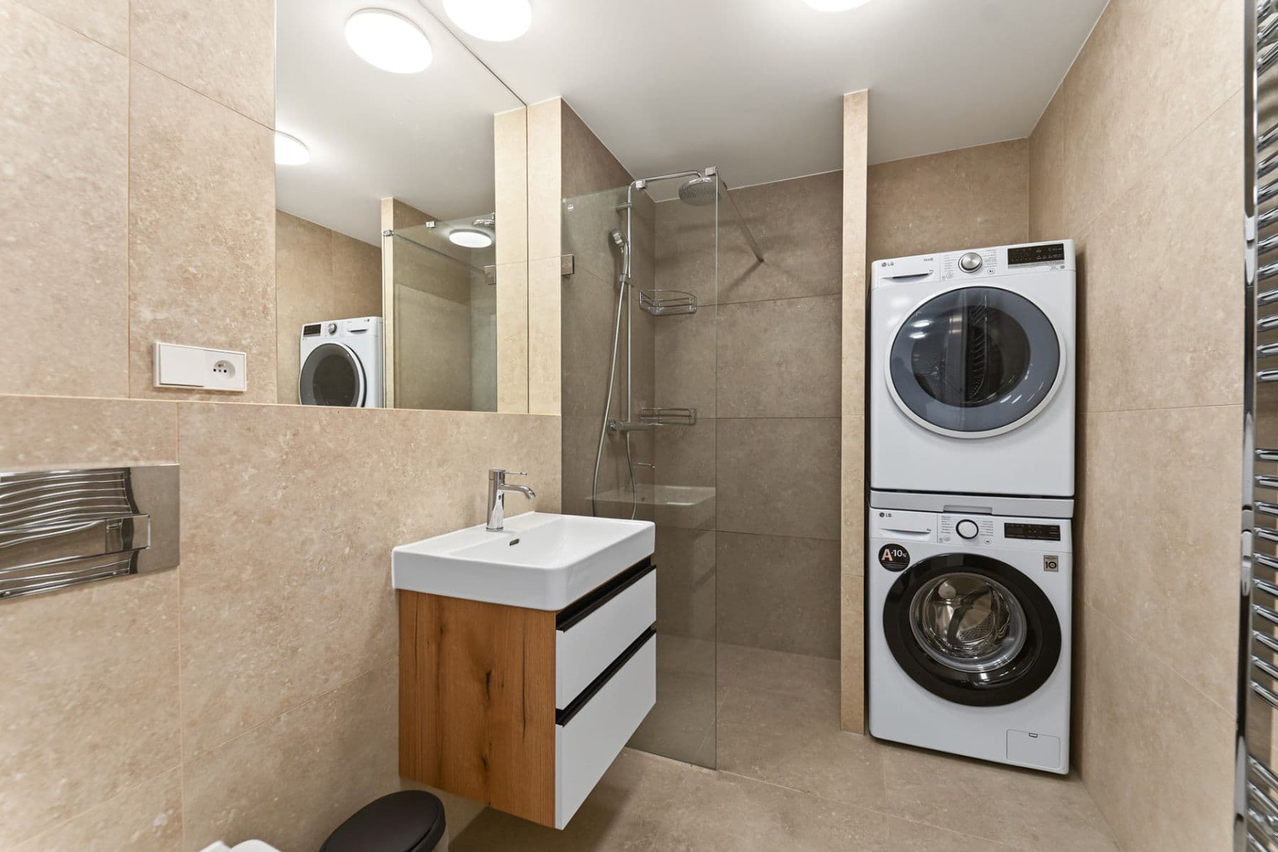 Pronájem bytu 1+kk 41 m², Pod Drinopolem, Praha, Praha Pronájem bytu 1+kk 41 m², Pod Drinopolem, Praha, Praha