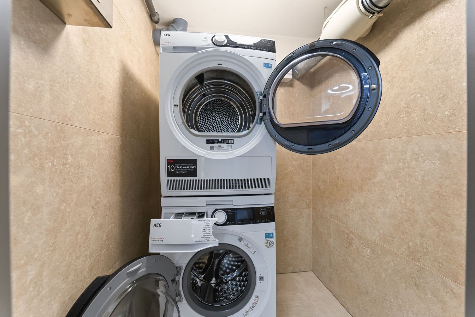 Pronájem bytu 1+kk 41 m², Pod Drinopolem, Praha, Praha Pronájem bytu 1+kk 41 m², Pod Drinopolem, Praha, Praha