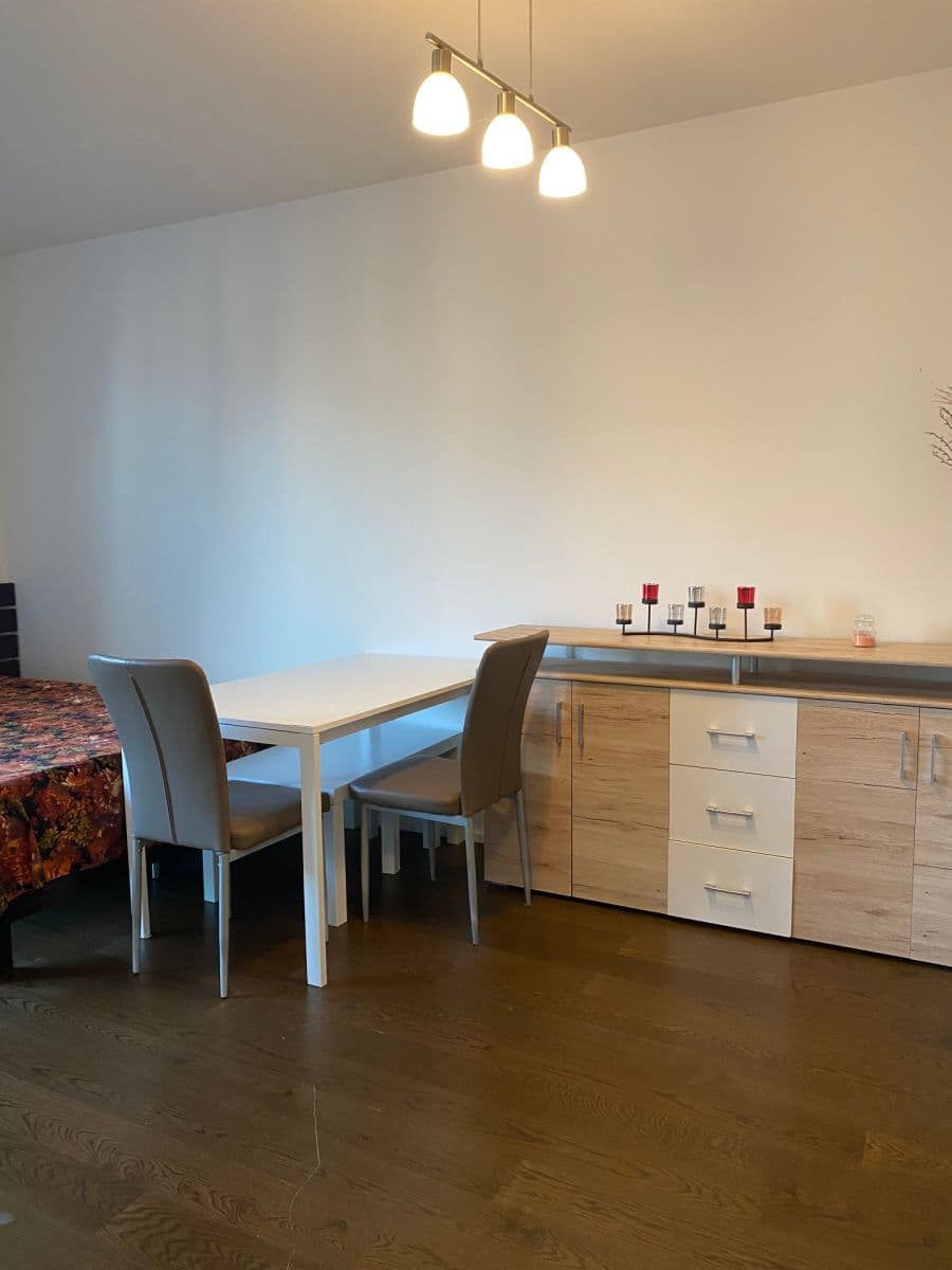 Pronájem bytu 1+kk 35 m², Altajská, Praha, Praha Pronájem bytu 1+kk 35 m², Altajská, Praha, Praha