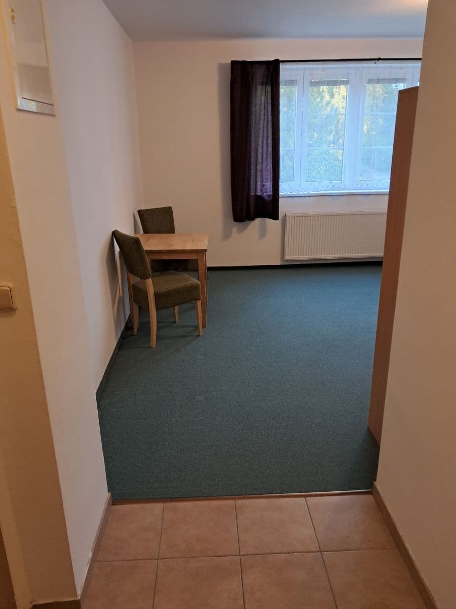 Pronájem bytu 1+1 40 m², Ďáblická, Praha, Praha Pronájem bytu 1+1 40 m², Ďáblická, Praha, Praha