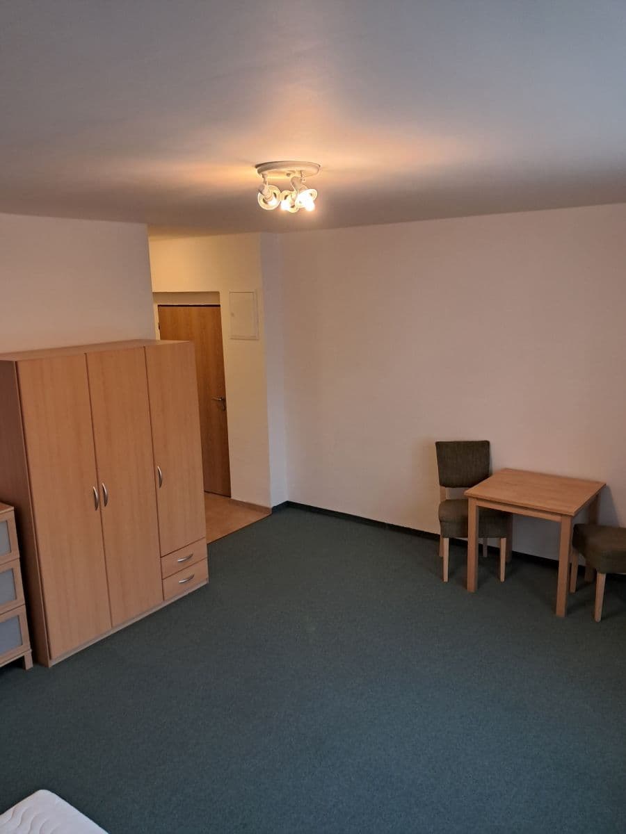 Pronájem bytu 1+1 40 m², Ďáblická, Praha, Praha Pronájem bytu 1+1 40 m², Ďáblická, Praha, Praha