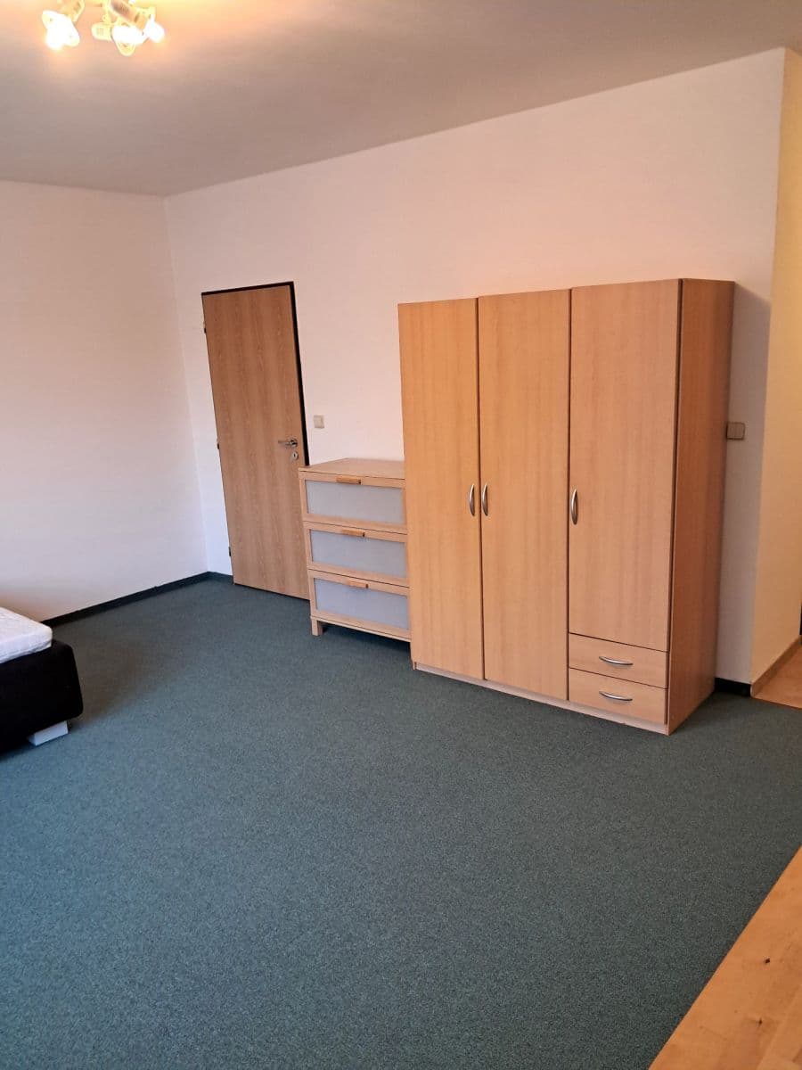 Pronájem bytu 1+1 40 m², Ďáblická, Praha, Praha Pronájem bytu 1+1 40 m², Ďáblická, Praha, Praha