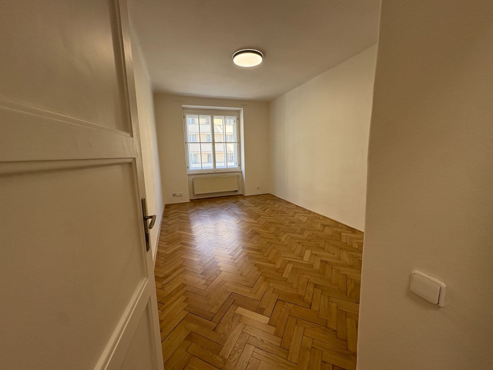 Pronájem bytu 3+1 85 m², Milešovská, Praha, Praha Pronájem bytu 3+1 85 m², Milešovská, Praha, Praha