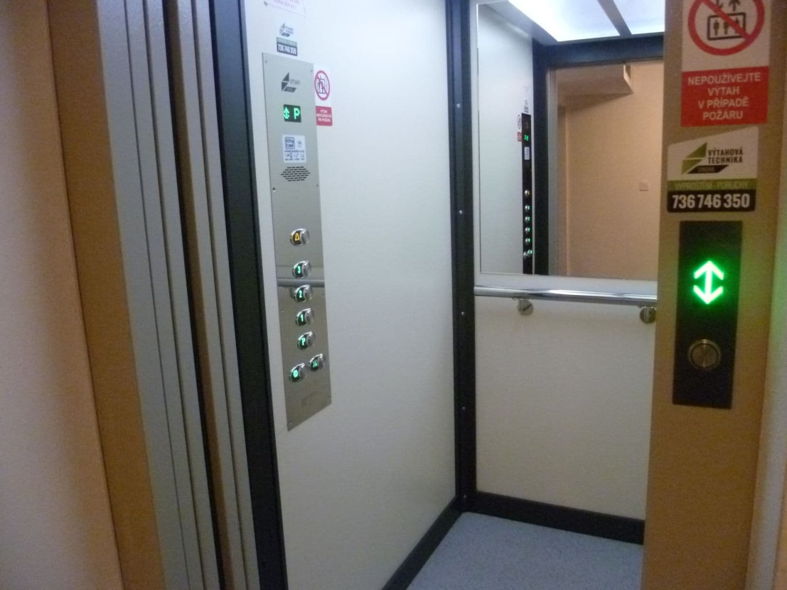 Pronájem bytu 2+kk 52 m², Velký Osek, Středočeský kraj Pronájem bytu 2+kk 52 m², Velký Osek, Středočeský kraj