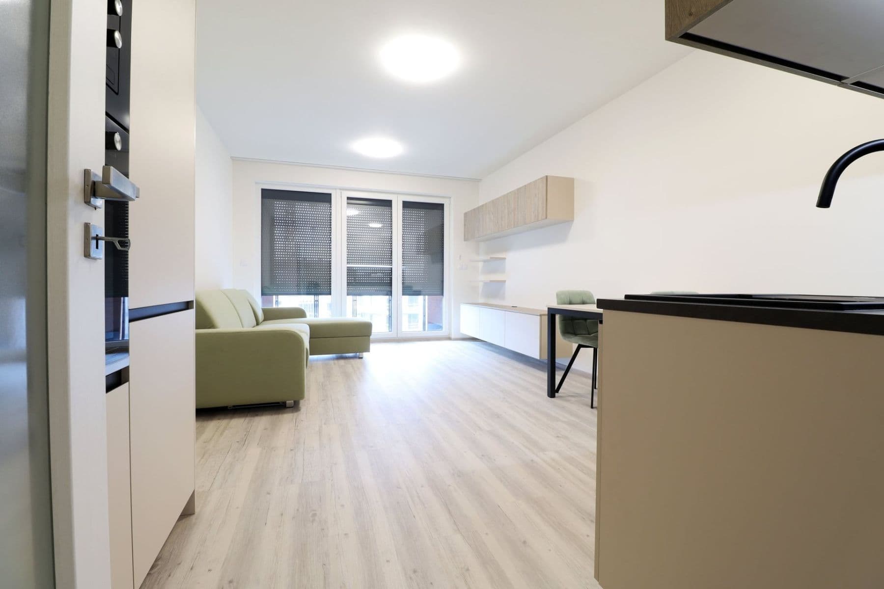 Pronájem bytu 1+kk 34 m², Výstavní, Praha, Praha Pronájem bytu 1+kk 34 m², Výstavní, Praha, Praha