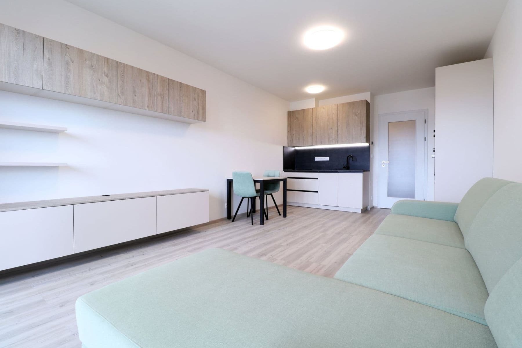Pronájem bytu 1+kk 34 m², Výstavní, Praha, Praha Pronájem bytu 1+kk 34 m², Výstavní, Praha, Praha