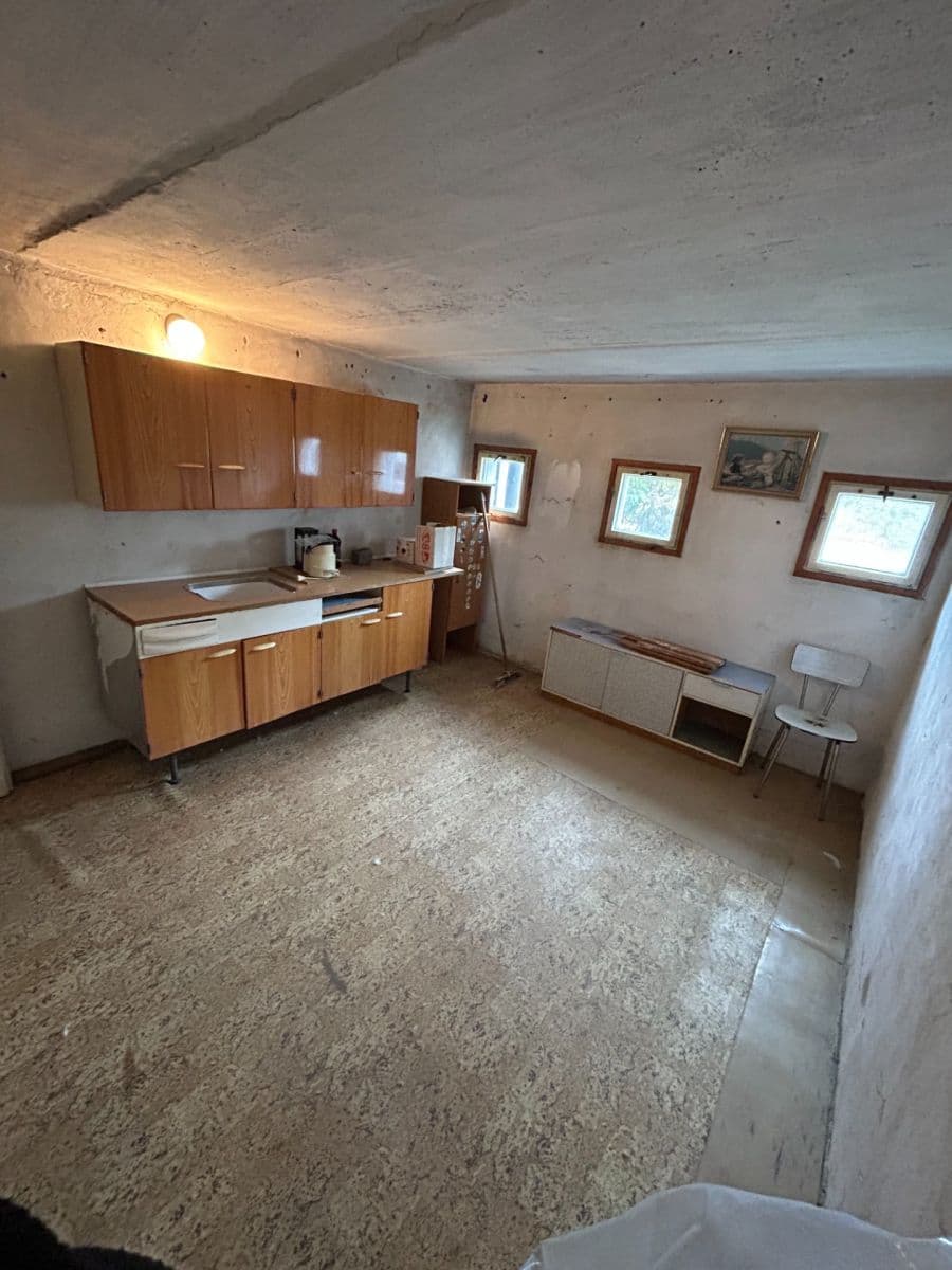 Prodej bytu 3+1 68 m², Souběžná, Třeboň, Jihočeský kraj Prodej bytu 3+1 68 m², Souběžná, Třeboň, Jihočeský kraj