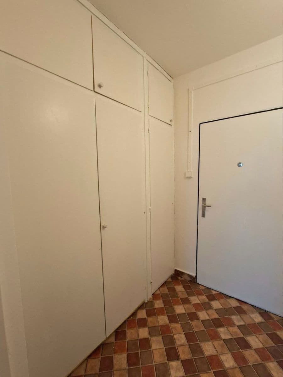 Pronájem bytu 1+kk 27 m², Počernická, Praha, Praha Pronájem bytu 1+kk 27 m², Počernická, Praha, Praha