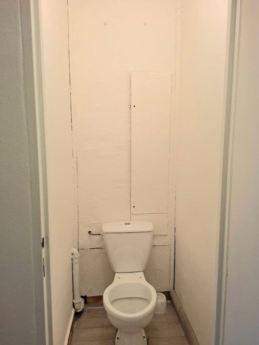 Pronájem bytu 1+kk 27 m², Počernická, Praha, Praha Pronájem bytu 1+kk 27 m², Počernická, Praha, Praha